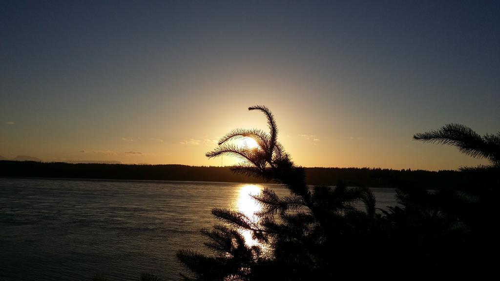 Above Tide Motel Campbell River Bilik gambar